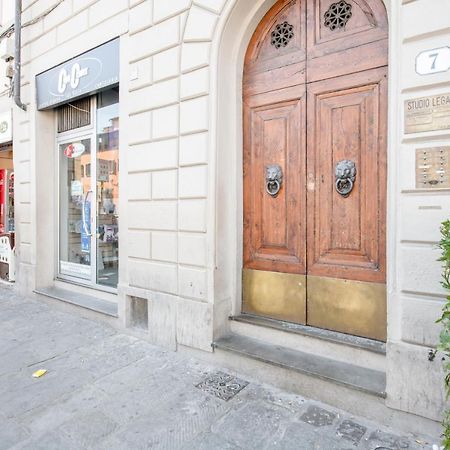 Piazza San Marco Studio Flat Firenze Bagian luar foto